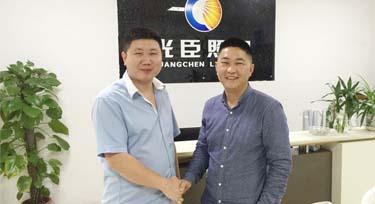 洗墻燈廠家與客戶的一段對(duì)話 一言驚醒夢(mèng)中人!