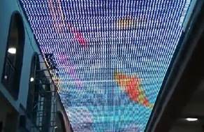 光臣DMX512全彩點光源,打造商業(yè)街天幕效果亮化