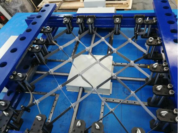 1672712452542515.jpg 1四軸拉伸測(cè)試系統(tǒng)測(cè)試 (4).jpg