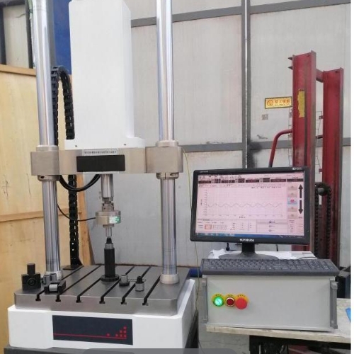 0下頜骨咬合力試驗機 電子式動靜態(tài)試驗主要由一臺主機、全數(shù)字單通道伺服控制器以及計算機打印機、相關(guān)試驗軟件、其它必要的附件等組成。.png